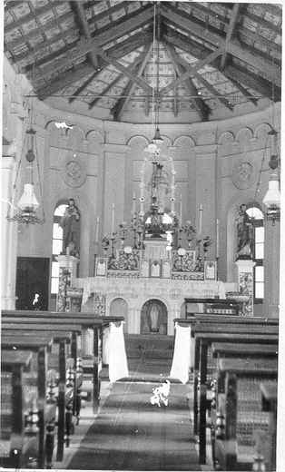Inside view of the Church of the Immaculate Conception , 1936